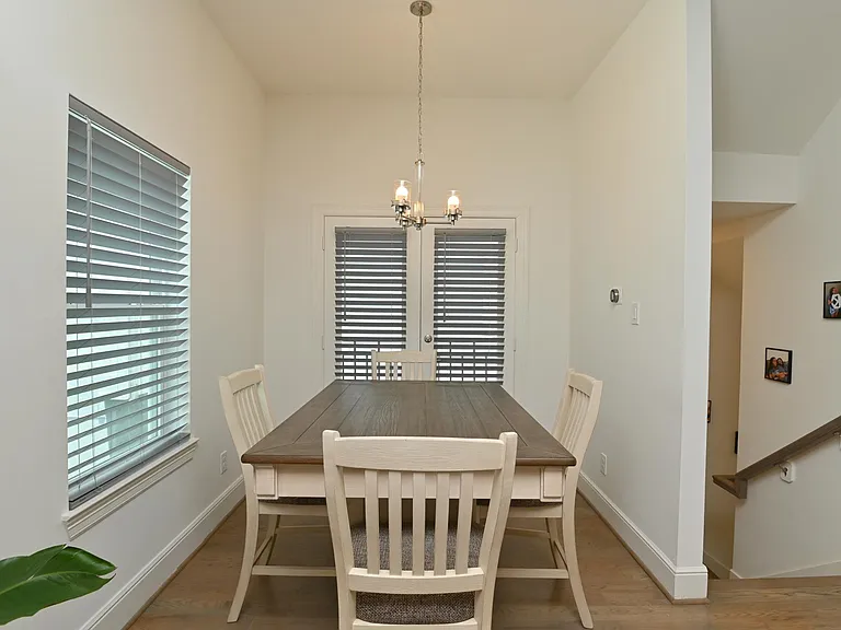 1117 W 16th St #C — Photo 20