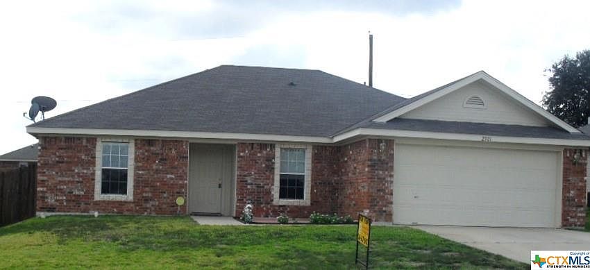 1st image of 2901 Curtis Dr