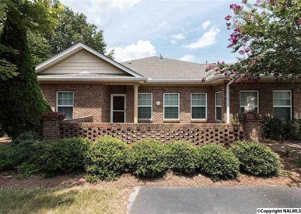 1st image of 68 Valley Way Cir SE