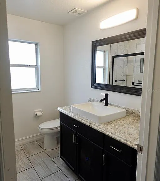 540 W Comstock Ave — Photo 8