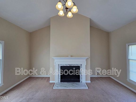 3rd image of 5709 Edgebury Rd