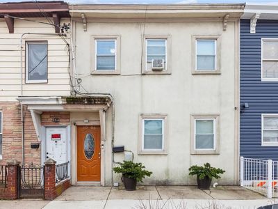 85-06 95th Avenue, Jamaica, NY, 11416