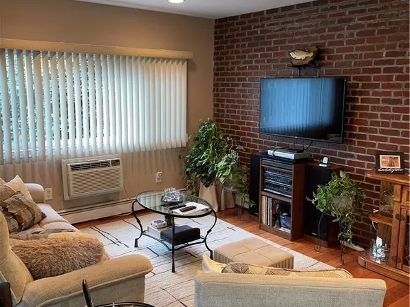 2333 Palmer Avenue #2B, New Rochelle, NY 10801