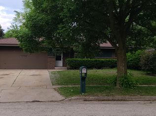 3227 Orleans Ave, Rockford, IL 61114
