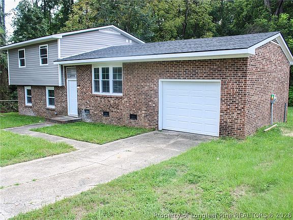 3rd image of 2406 W Brinkley Dr