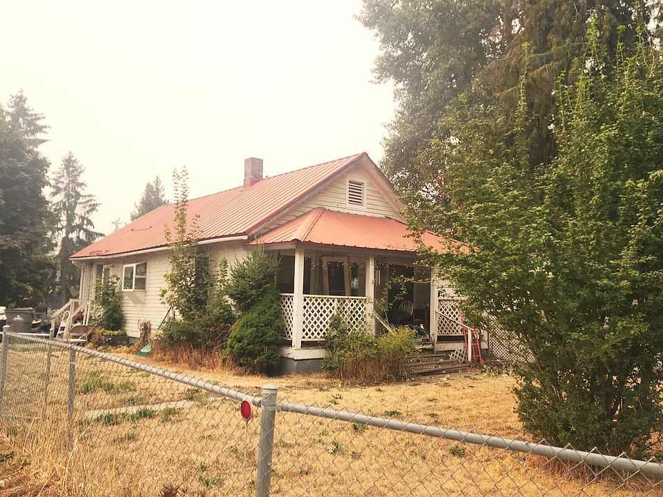2nd image of 894 E 3rd Ave