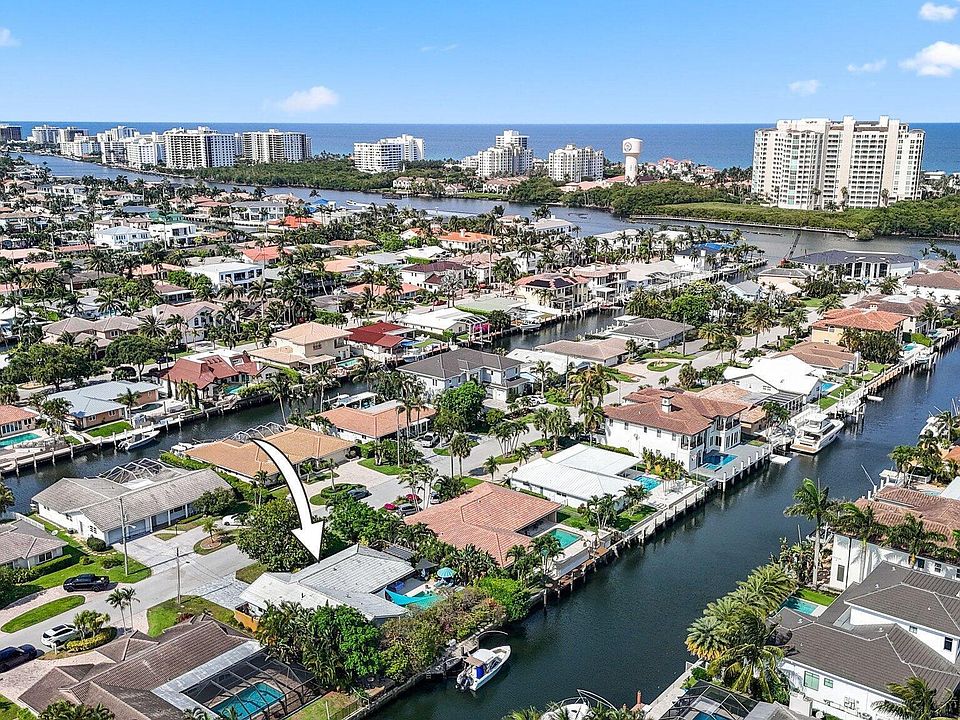 1st image of 784 Dover St