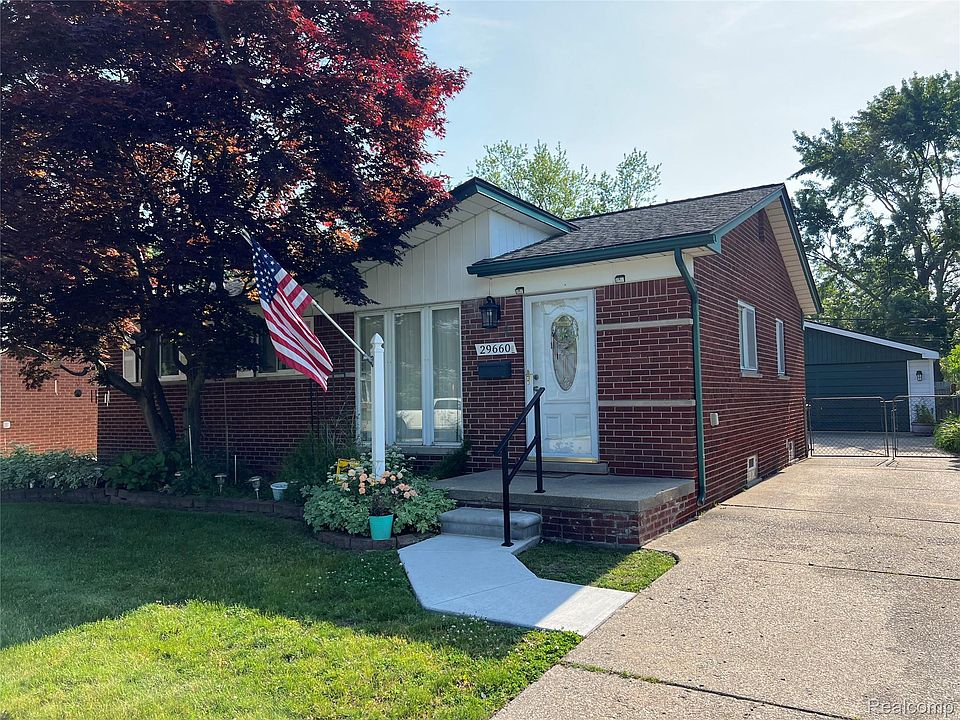 1st image of 29660 Shackett Ave