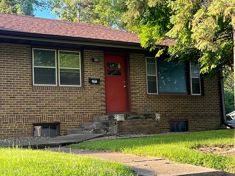 5201 Douglas Ave — Photo 2