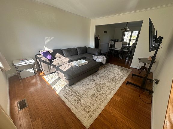 5th image of 1290 Winstone Ct