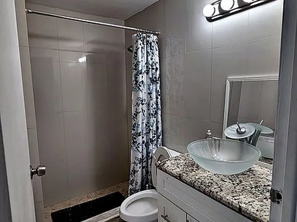1097 Grandview Cir, Royal Palm Beach, FL 33411