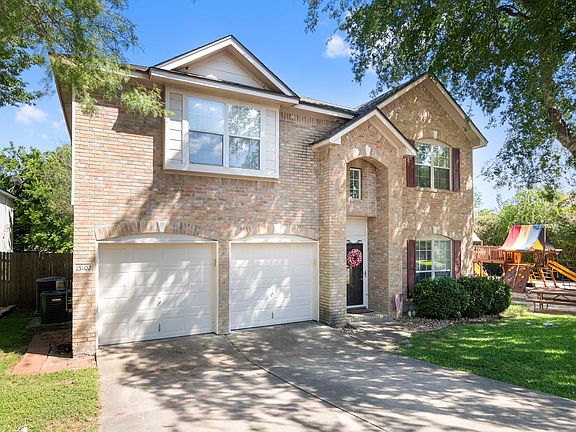 3rd image of 15102 Stonetower Dr