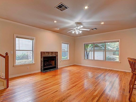 3rd image of 5512 William Holland Ave