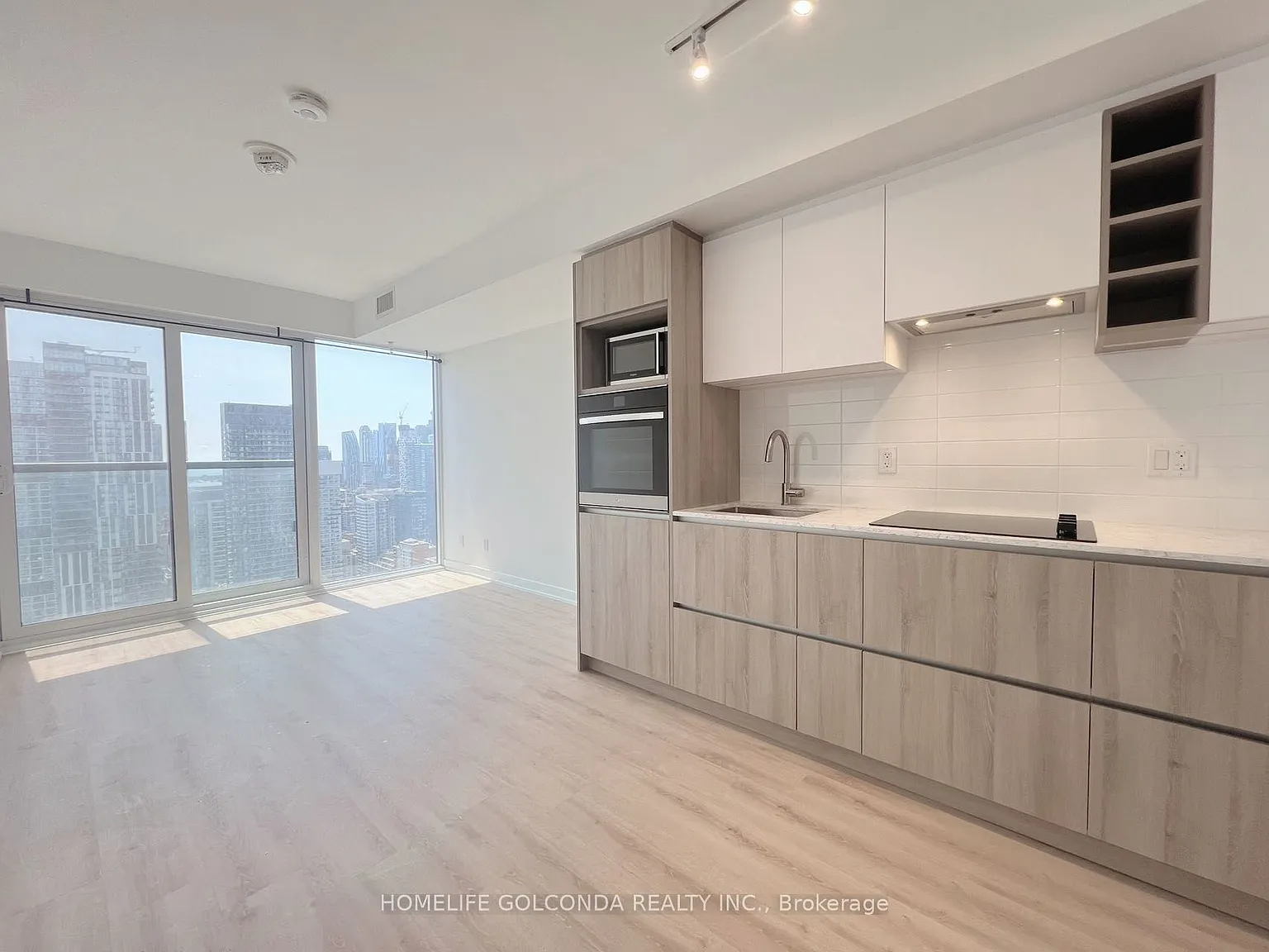 2 bed, $2,350 — Photo 4