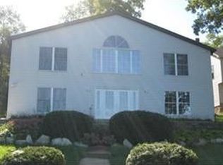 6431 S Lakeshore Dr, Hillsboro, MO 63050