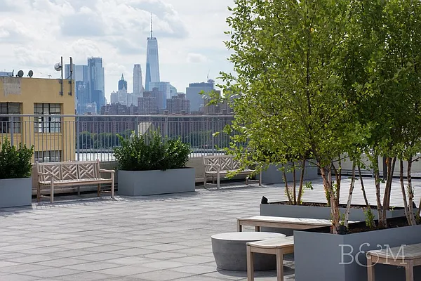 Rented by Brick&Mortar | media 21