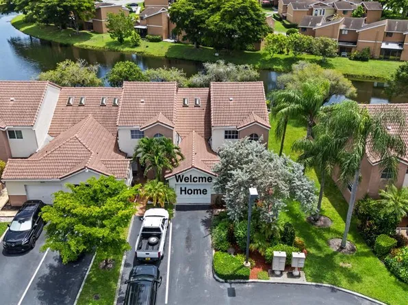 8211 NW 70th Street, Tamarac, FL 33321