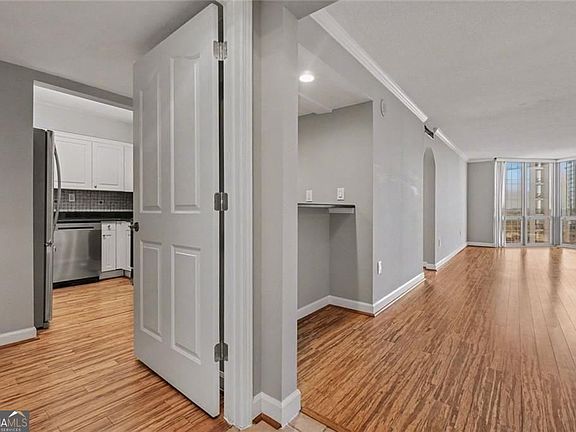4th image of 2870 Pharr Ct NW #1806