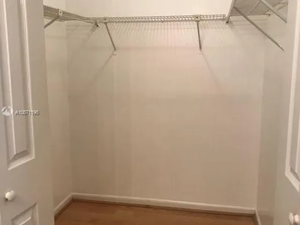 2198 SW 80th Ter, Hollywood, FL 33025