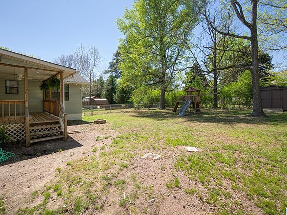 5th image of 1911 Glen Davis Ln