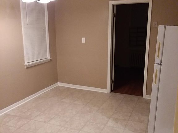 5th image of 106 Lincoln Pl #1