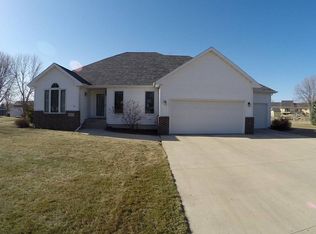 832 12th St S, Brookings, SD 57006