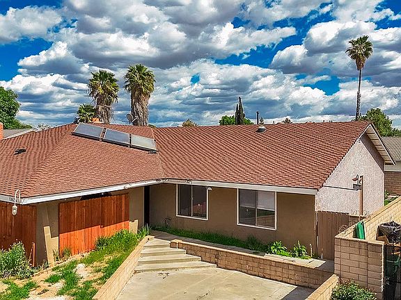 2nd image of 13636 Thunderbird Dr