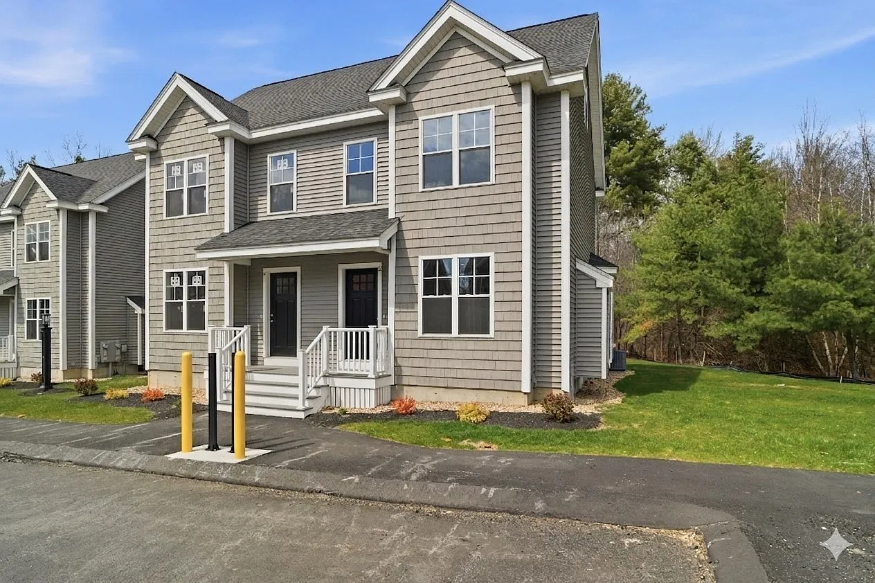 2 bed, 1.5 bath, 1255 sqft, $2,899 — Photo 1