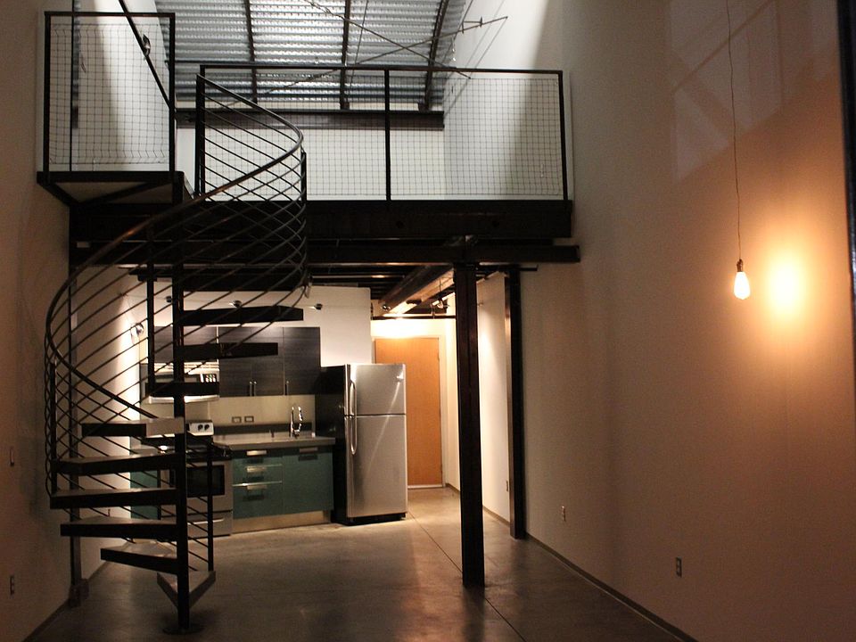 1st image of 2684 Lacy St APT 201