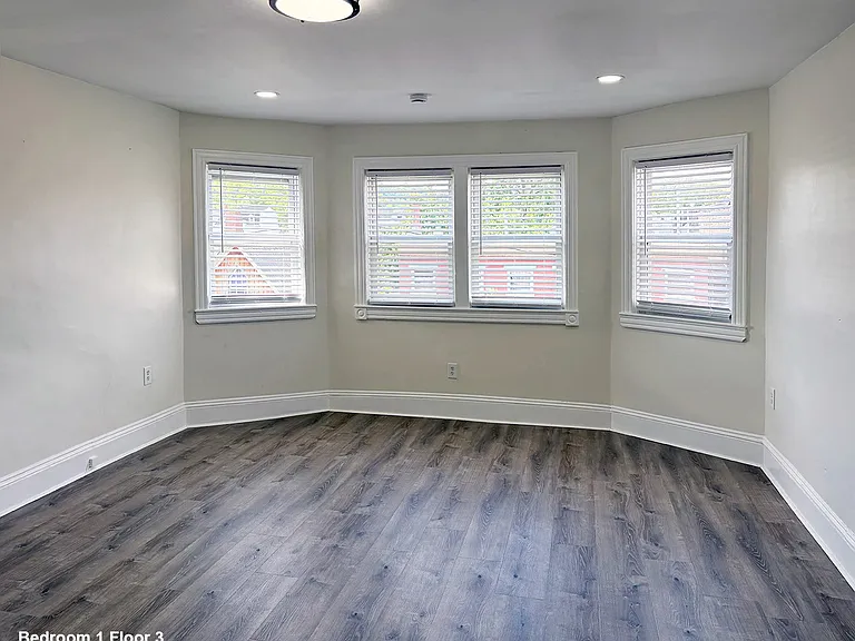 377 S Main St #2 — Photo 6