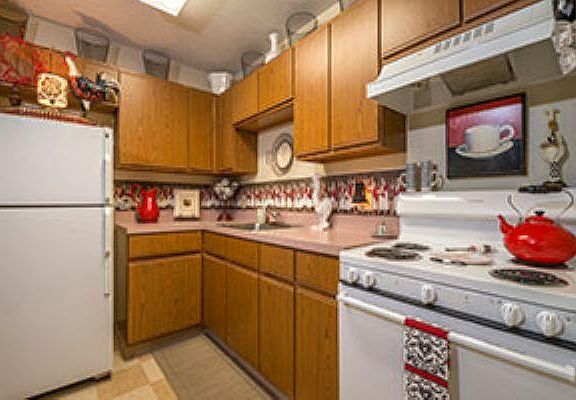 2nd image of 41 30th St NW #2d96d4c6f