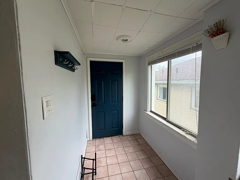 454 Grant Ave — Photo 23
