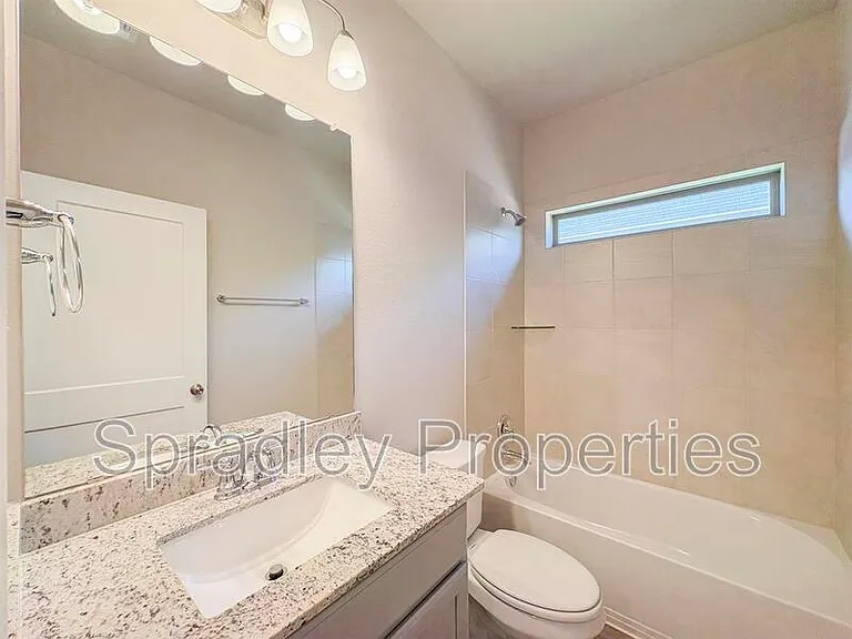 4816 Sparks Ln — Photo 5