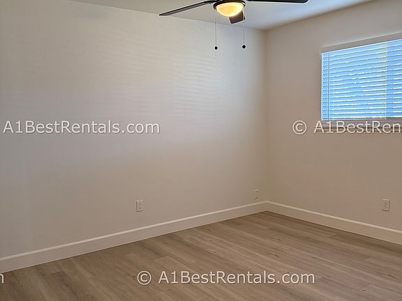 3rd image of 3808 Sierra St