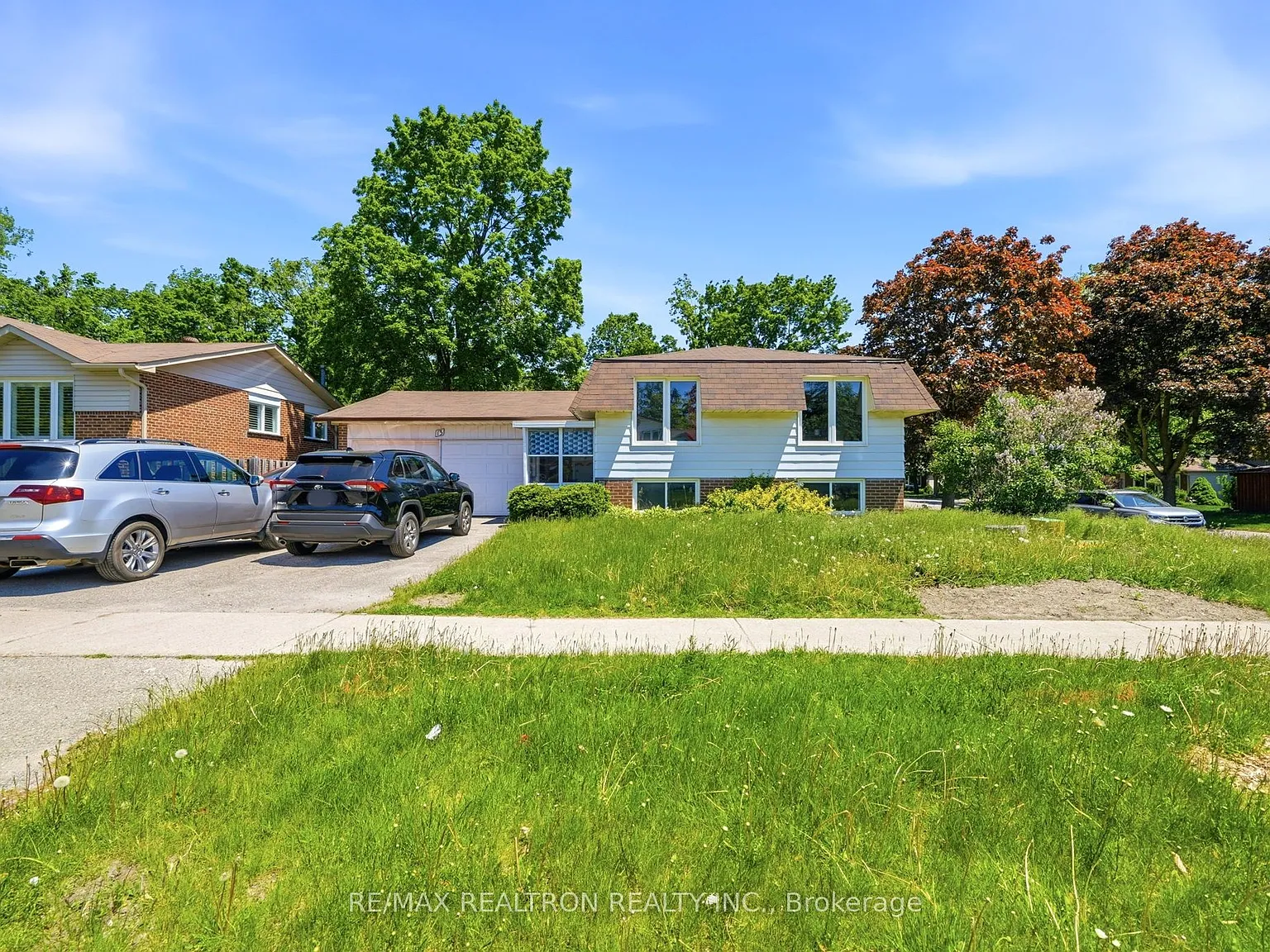3 bed, $2,200 — Photo 1