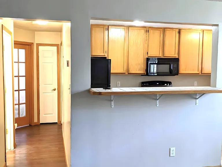 Twin Pines Apartments — Photo 47