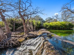 674 Narrows Rd, Blanco, TX 78606