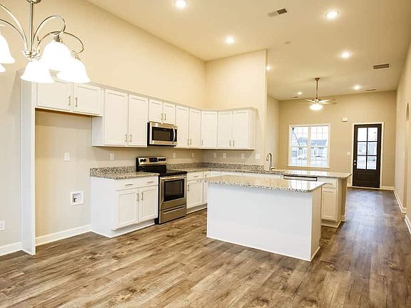 3rd image of 8790 Windstone Estate Cv