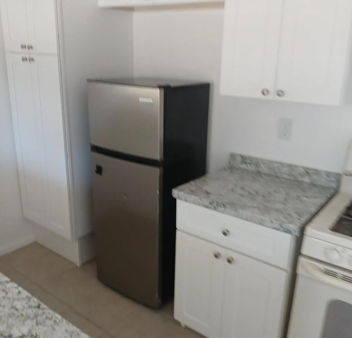 2 bed, 900 sqft, $2,000 — Photo 4