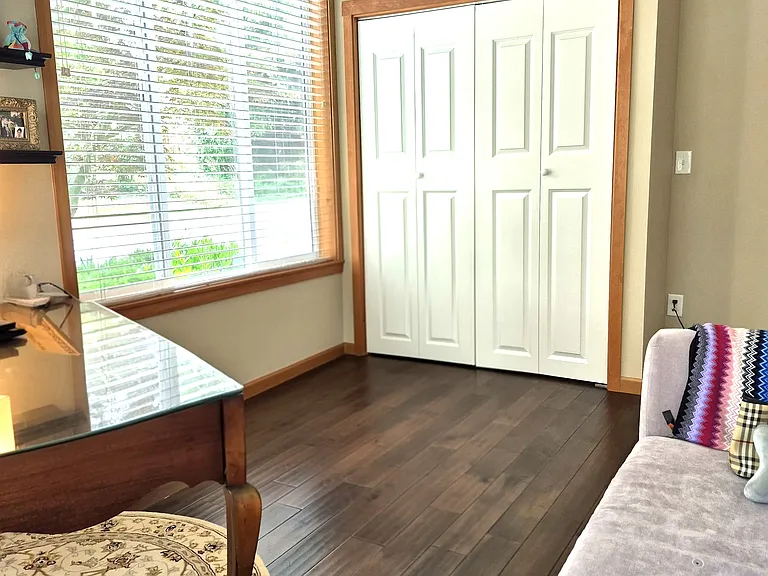 1st floor den (5th br)
