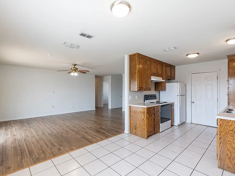 11 Woodcock Cir — Photo 7