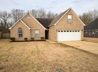 895 Galyon Dr, Southaven, MS 38671