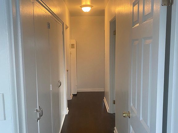3rd image of 5900 Ernest Ave