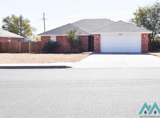 2321 Fred Daugherty Ave, Clovis, NM 88101