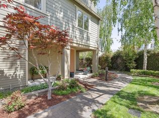 992 Sakura Dr, San Jose, CA 95112