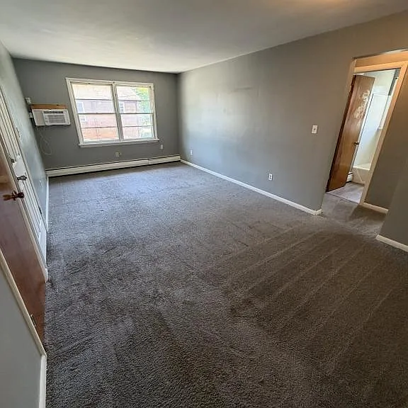 3055 Hadley Ave #5 — Photo 4