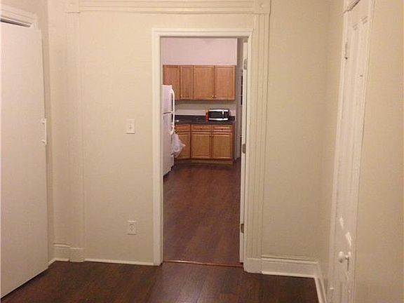 5th image of 1120 47th Ave APT 1L