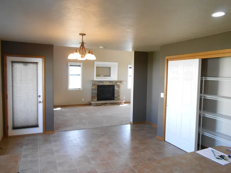 7504 N Calamonte Ln — Photo 8