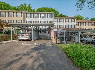 20 Rising Trail Dr #20-A, Middletown, CT 06457