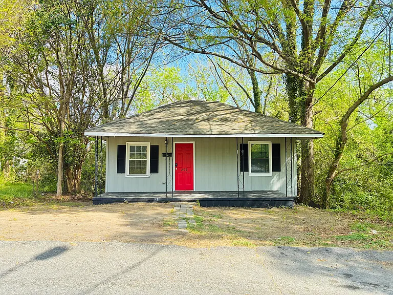 202 W Sullivan St — Photo 1
